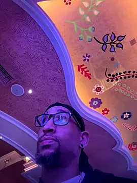 MTheRealrDLlongCrippler online show from December 2025 03:44:02 AM