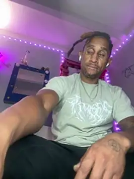 MTheRealrDLlongCrippler online show from April 2026 10:42:02 AM