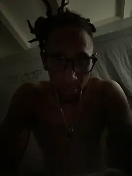 MTheRealrDLlongCrippler online show from December 2025 02:33:01 PM