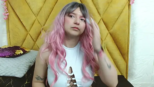 CandySwan online show from December 2025 03:50:01 AM