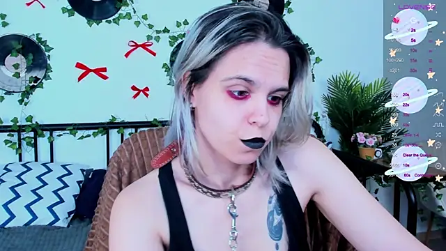 Snapshot of LiraBelle chatting on June 2026 09:51:01 AM LiraBelle online show from June 2026 09:51:01 AM
