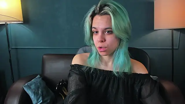 LiraBelle online show from February 2026 03:07:02 AM