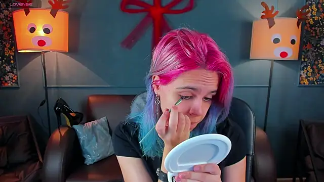 LiraBelle online show from January 2026 03:23:01 AM