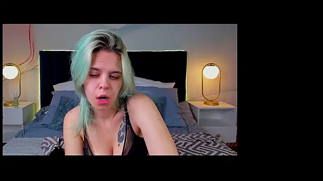 LiraBelle online show from March 2026 03:23:01 AM