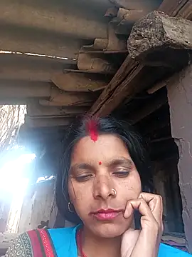 Hot-qwe online show from December 2025 08:14:01 AM