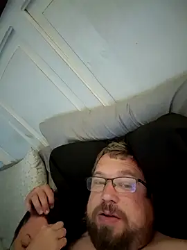 Snapshot of mr_girthyandsweetcheeks chatting on March 2026 05:19:02 AM mr girthyandsweetcheeks online show from March 2026 05:19:02 AM