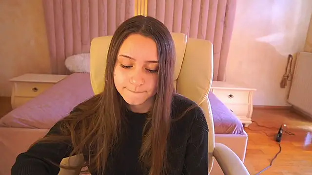 TinyNatalie online show from March 2026 07:49:01 AM