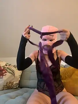 Snapshot of norafack33 chatting on November 2025 03:11:01 PM norafack33 online show from November 2025 03:11:01 PM