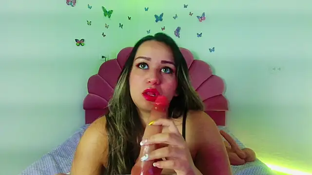 paula brausin  online show from November 2025 01:23:01 PM