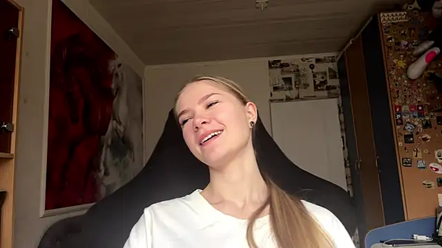 JesicaMortensen online show from November 2025 08:15:01 AM