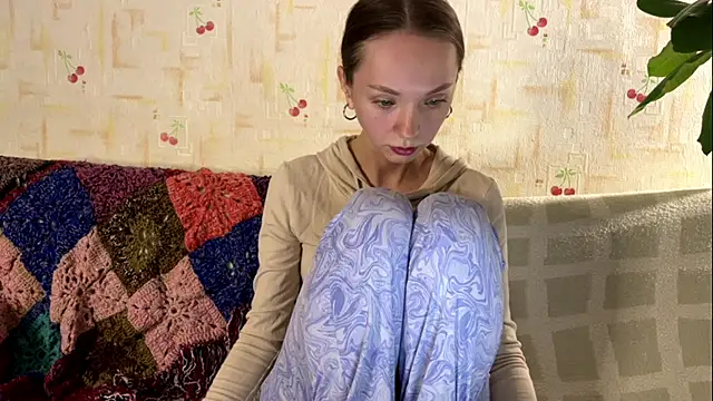 PaulaTisch online show from December 2025 04:13:01 PM