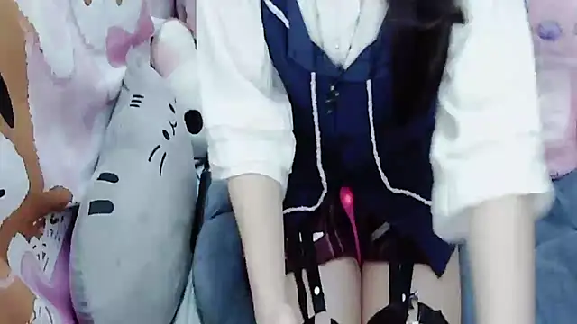 Alice-Hot88 online show from January 2026 12:45:02 PM