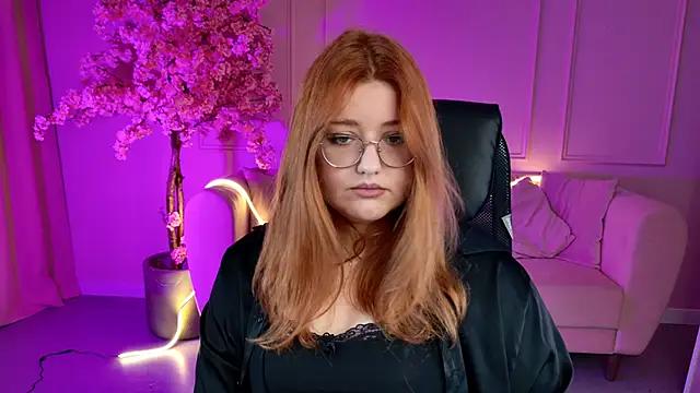 StaceyJensen online show from November 2025 05:29:02 AM