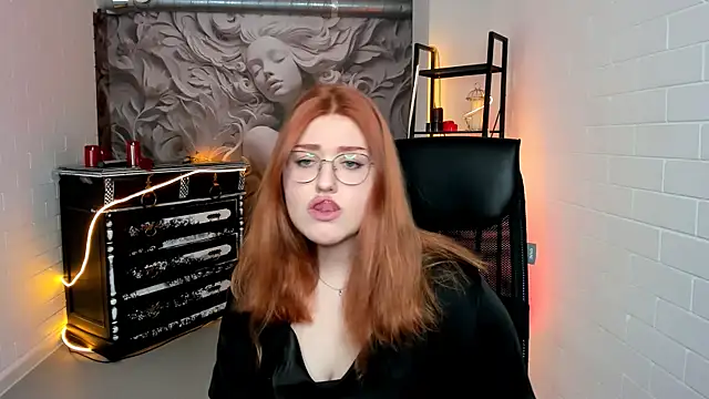 StaceyJensen online show from November 2025 02:49:01 PM