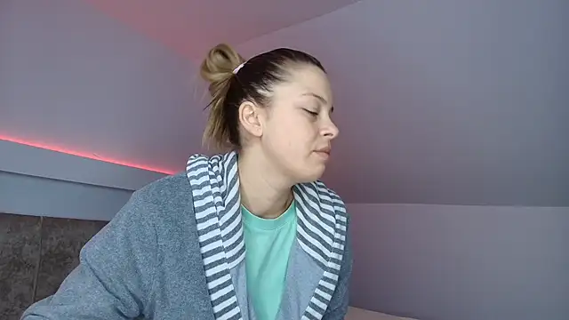 KateAllyaa online show from January 2026 07:48:01 AM