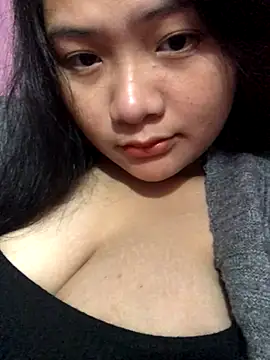 Snapshot of _Cherry_y chatting on November 2025 01:33:02 PM Cherry y online show from November 2025 01:33:02 PM