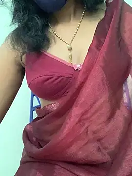 Snapshot of honeygirl6996 chatting on May 2026 06:45:02 AM honeygirl6996 online show from May 2026 06:45:02 AM