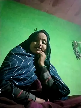 Snapshot of Pooja_hote chatting on November 2025 03:45:01 PM Pooja hote online show from November 2025 03:45:01 PM