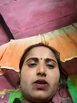 Snapshot of Pooja_hote chatting on November 2025 03:17:02 AM Pooja hote online show from November 2025 03:17:02 AM