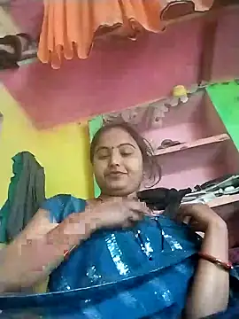 Snapshot of Pooja_hote chatting on November 2025 07:18:01 AM Pooja hote online show from November 2025 07:18:01 AM