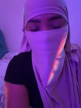 Snapshot of Lmalak_1 chatting on December 2025 02:23:01 AM Lmalak 1 online show from December 2025 02:23:01 AM