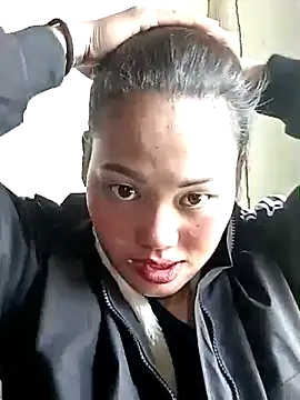 Snapshot of lynae-0 chatting on November 2025 04:44:01 AM lynae-0 online show from November 2025 04:44:01 AM