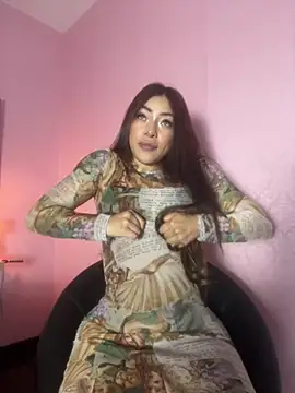 Snapshot of DAKOTA_SAKURA chatting on May 2026 04:45:01 PM DAKOTA SAKURA online show from May 2026 04:45:01 PM