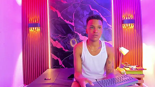 Black Guys Pervert  online show from November 2025 12:16:02 PM