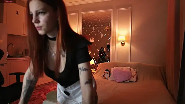 Snapshot of _alice_meyss_ chatting on January 2026 11:30:01 PM alice meyss online show from January 2026 11:30:01 PM