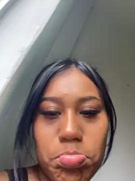 thalia nichols online show from February 2026 04:18:01 PM