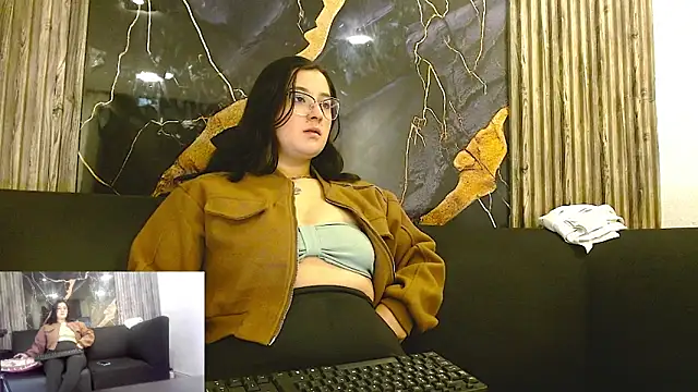 jasmine1609 online show from December 2025 01:21:02 PM