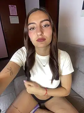 Snapshot of ZoeJohnson_Pink chatting on February 2026 08:28:02 PM ZoeJohnson Pink online show from February 2026 08:28:02 PM