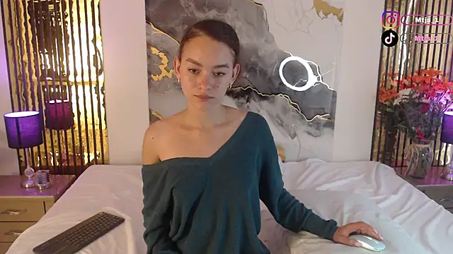 MiticaBrennet  online show from March 2026 03:39:01 PM