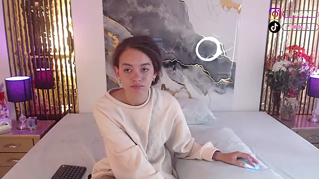 MiticaBrennet  online show from March 2026 03:06:01 PM