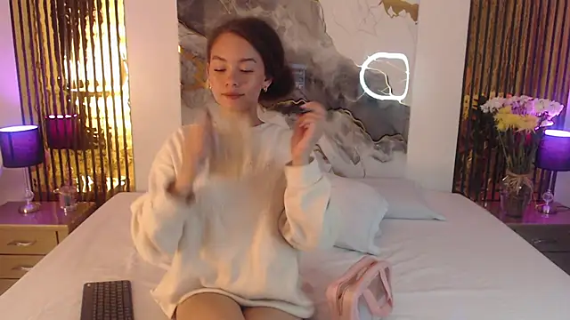 MiticaBrennet  online show from February 2026 03:58:01 AM