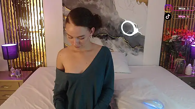 MiticaBrennet  online show from March 2026 03:35:02 AM