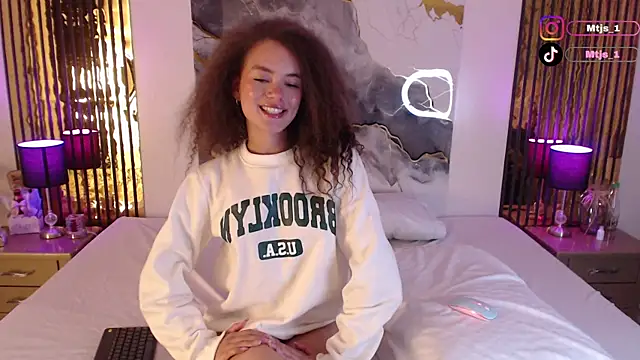 MiticaBrennet  online show from April 2026 04:41:02 AM