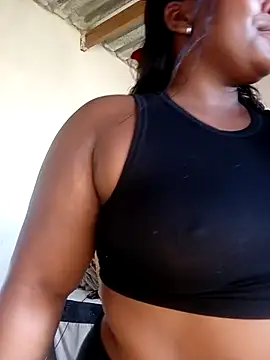 Snapshot of BlackPearlxxo chatting on May 2026 09:35:02 AM BlackPearlxxo online show from May 2026 09:35:02 AM