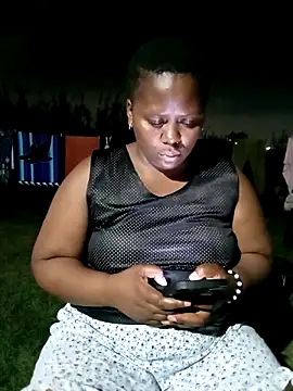 Snapshot of BlackPearlxxo chatting on May 2026 04:21:02 PM BlackPearlxxo online show from May 2026 04:21:02 PM