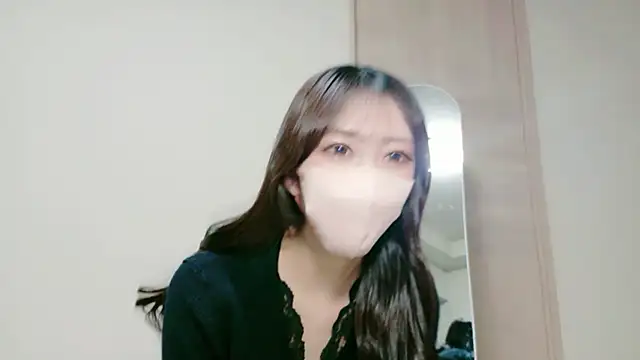 alicechan v online show from April 2026 11:28:02 AM