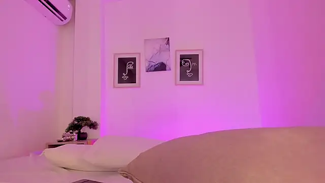 alejandrarojas  online show from March 2026 12:58:01 PM