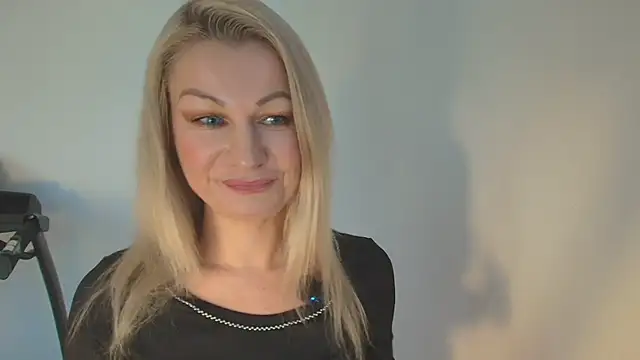 Sweet Eira online show from January 2026 02:46:01 PM