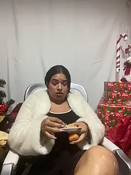 Ambar85 online show from December 2025 10:53:01 PM