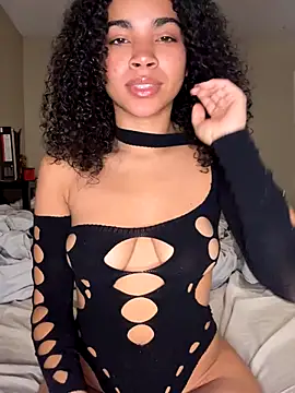 Kiki hammyy online show from December 2025 12:02:01 AM