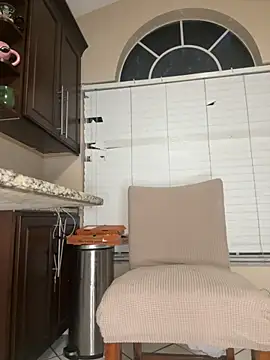 Kiki hammyy online show from April 2026 12:26:02 AM