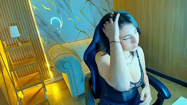 lexiemarie tf online show from November 2025 12:27:02 PM