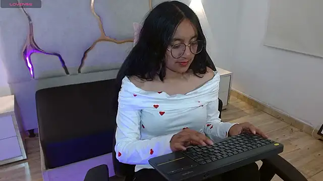 rosee tay1 online show from January 2026 11:46:01 AM