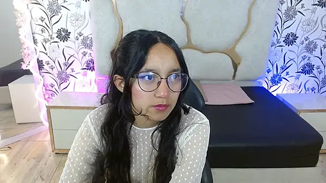 rosee tay1 online show from December 2025 03:34:02 AM