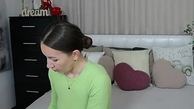 Brandy Gem online show from April 2026 06:40:02 AM