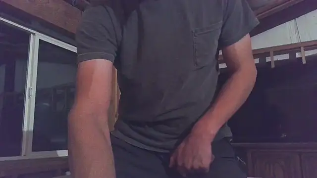 Ruggeddude8 online show from December 2025 06:34:02 AM